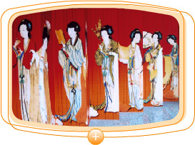 介 绍 中 国 妇 女 形 象 转 变 的 “ 中 国 历 代 妇 女 形 象 服 饰 ” 展 览 。