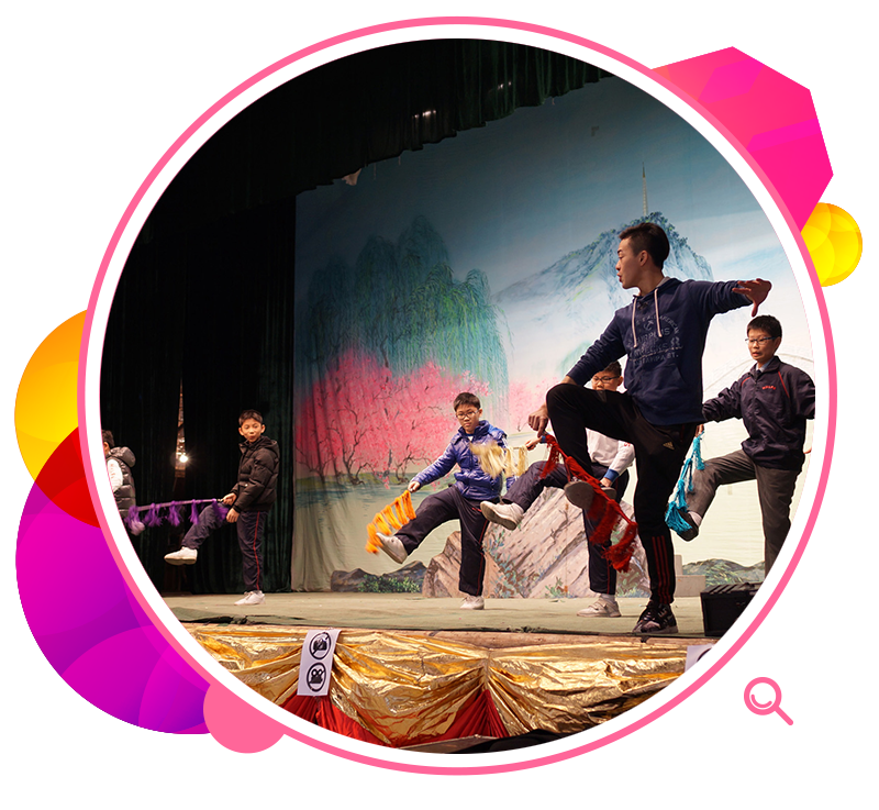 A parent-child interactive activity organised at the Yuen Long Ha Tsuen Heung Bamboo Theatre.