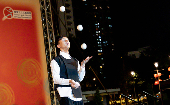 Juggling by Patrick Pun at New Territories West Lunar New Year Lantern Carnival Youth Night