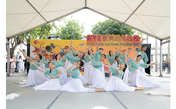 香港演藝學院 : 青年精英舞蹈課程 (中國舞)