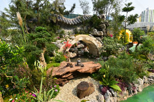 A Chinese Landscape Garden with Natural Charm