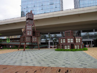 Multi-purpose plaza