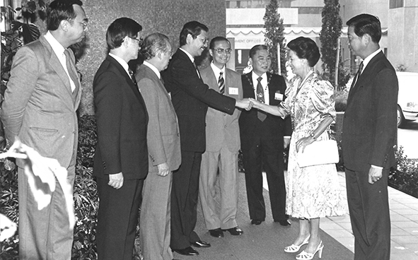 Princess Margaret unveiled the plaque 29.05.1987