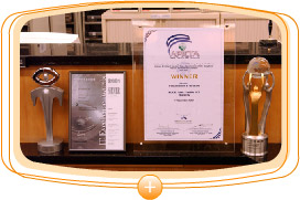 多 媒 體 資 訊 系 統 榮 獲 多 個 獎 項，包 括「 2002 年 亞 太 區 資 訊 及 通 訊 科 技 大 獎 」中 的 「 政 府 電 子 化 服 務 獎 」。