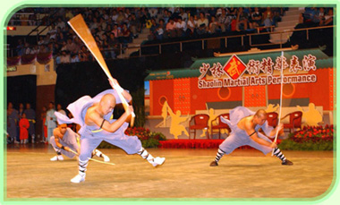 在伊利沙伯體育館上演的少林武術精華表演。