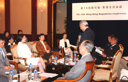本署代表出席香港 ‧ 鹿兒島會議，與世界各地藝術管理人員進行交流。