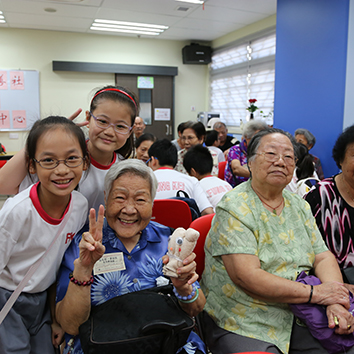 Old Movies, Old Hong Kong – Care for Our Community 2016