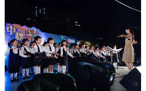 New Territories West Mid-Autumn Lantern Carnival - Tuen Mun Children Choir and Tuen Mun Children Cho
