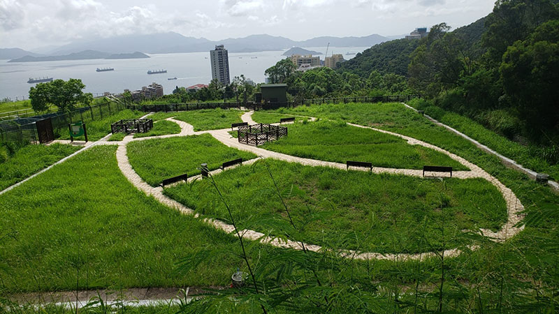 Sitting-out Area at the roof of Pok Fu Lam No. 3 Water Service Reservoir behind Chi Fu Fa Yuen