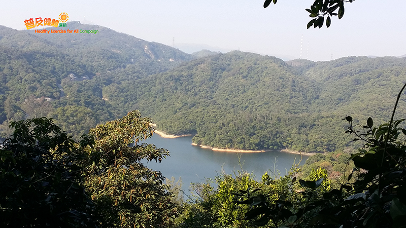 Looking toward Kowloon Reservoir