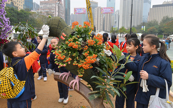 Jockey Club Mosaiculture Display by Students