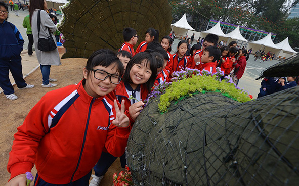 Jockey Club Mosaiculture Display by Students