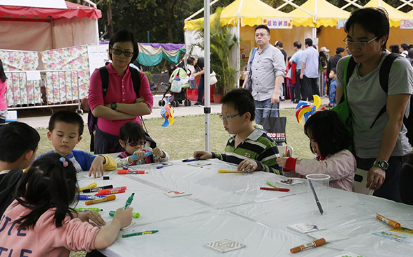 Arts-and-crafts stall