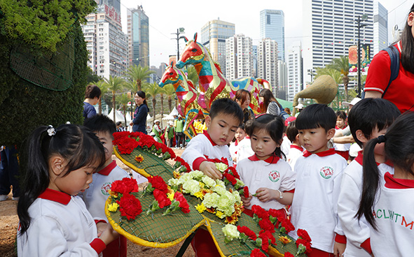 Jockey Club Mosaiculture Display by Students