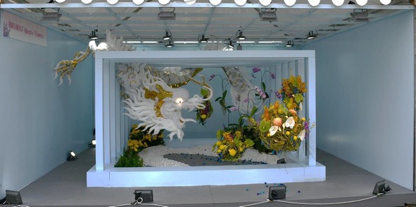 HBFLORIST – Queen’s Flowers