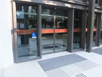 Automatic door at the foyer