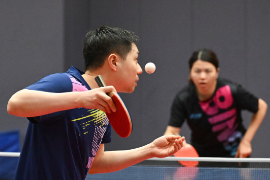 Table Tennis Photo