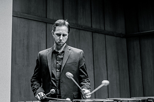 Dr. Erik Fors(Guest Percussion Soloist)