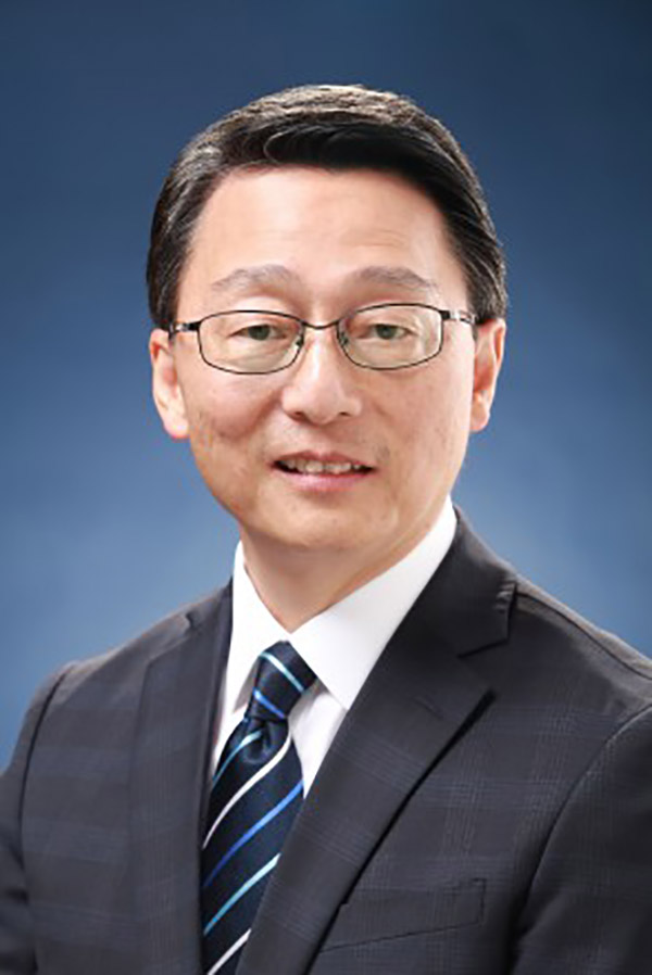 Mr Vincent LIU Ming-kwong, JP