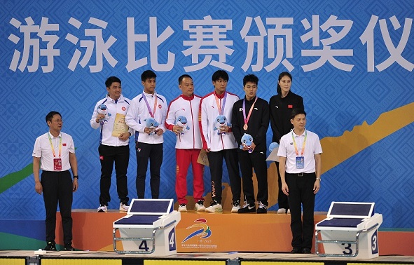 校园组: 麦世霆夺得男子100 米200 米蛙泳银牌