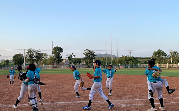 棒壘球比賽花絮 (相片提供：馮潔怡) 