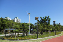一个可再生能源区 (包括风力发电器和光伏发电板)1