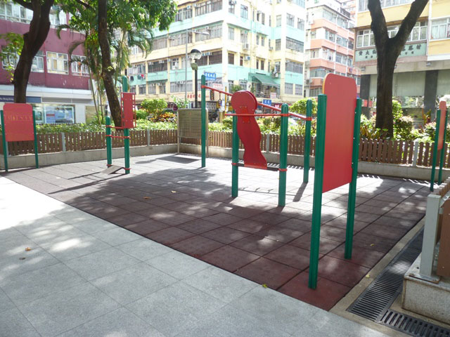 崇齡街遊樂場