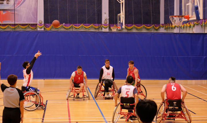 轮椅篮球挑战赛