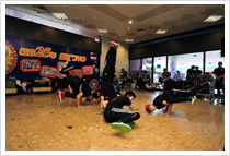 精彩25年繽紛嘉年華